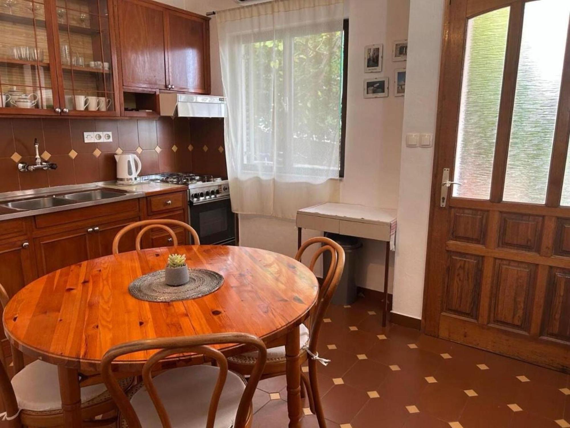 Apartments Matkov - Quite And Peaceful Location Jelsa  Exterior photo